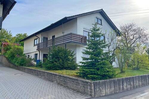 Außenansicht von Süd-Westen - 7 Zimmer Einfamilienhaus in Neudenau