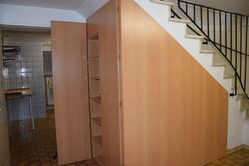 Keller Richtung Waschkeller - 