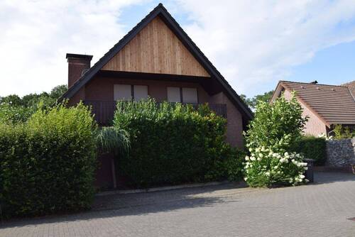 Stellplatz vorn - Einfamilienhaus mit 202,00 m² in Velen zum Kaufen