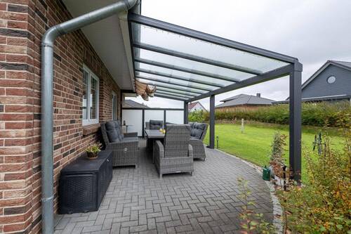 überdachte Terrasse - 