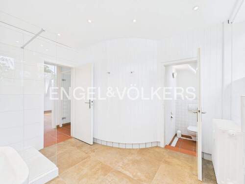 Modernisiertes Bad - 