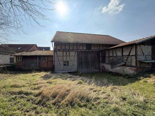 Garten-Ansicht Scheune - 6 Zimmer Einfamilienhaus in Teutleben