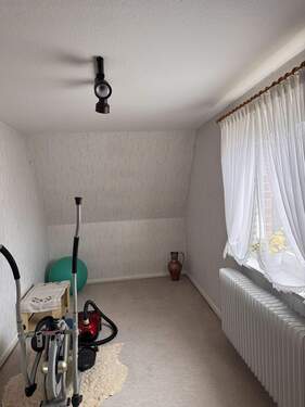 ausgeb. Bodenzimmer - 