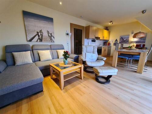 Wohnbereich - 2. Stock - 5 Zimmer Etagenwohnung zum Kaufen in Norden