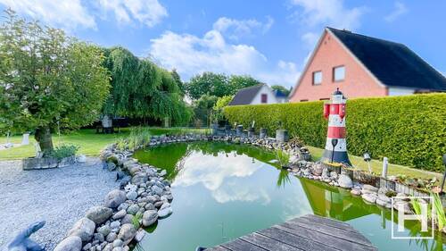 Idyllischer Teich - 