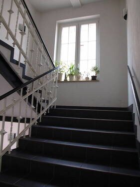 breiter Treppenflur - 
