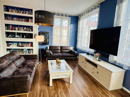 Wohnzimmer - Etagenwohnung mit 240,00 m&sup2; in Dresden zum Kaufen