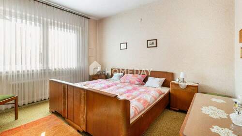 EG Schlafzimmer 1 - 