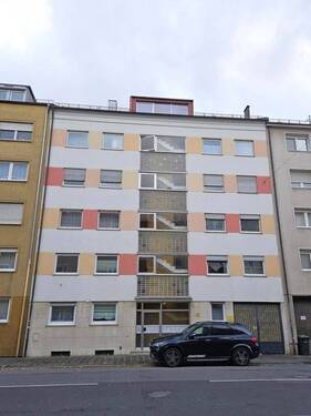 Hausansicht - Moderne 2-Zi. Wohnung mit Balkon in Nürnberg - Johannis Wohnung mieten