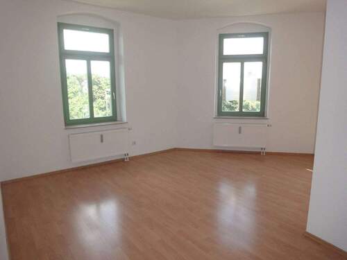 Wohnzimmer - 3 Zimmer Etagenwohnung zur Miete in Chemnitz