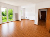 Image 1. Juni 2026, 09_12_10.png - Große 5-Raum-Wohnung mit Blick ins Grüne