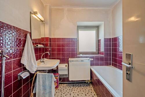 Bild 2 - 4 Zimmer Einfamilienhaus zum Kaufen in Eppingen / Mühlbach