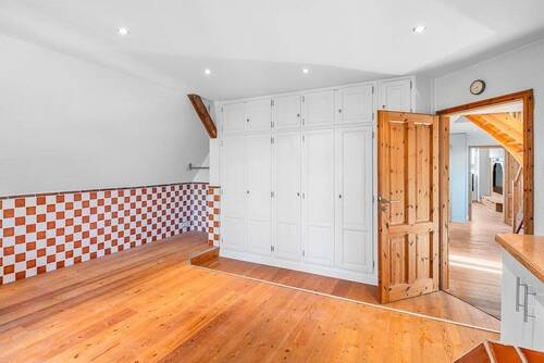 Vollbad mit Einbauschränken - 