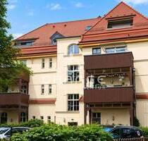 ***2-Zimmer-Dachgeschosswohnung mit Loggia im Denkmalobjekt*** - Leipzig / Mölkau