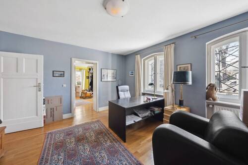 Arbeiten im ruhigen Ambiente mit Aussicht. - 