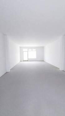 Bild 1 - 58qm Rohdiamant im EG als Laden, Praxis, Büro oder Airbnb