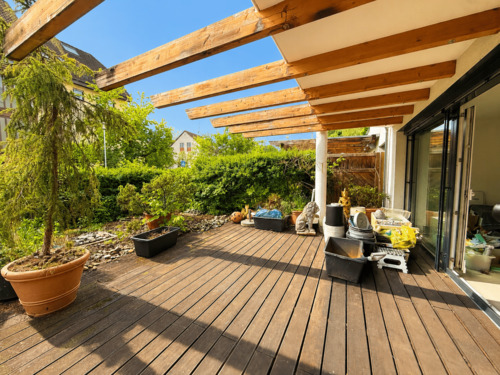 Terrasse vor Renovierung - 3 Zimmer Etagenwohnung zum Kaufen in Leinfelden-Echterdingen