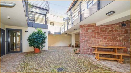 Innenhof - Hotel, Pension, Gasthof in Sankt Martin zum Kaufen