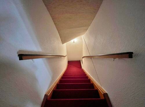 Treppe in den Keller - 