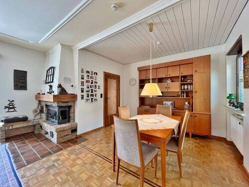 Essbereich mit Kamin - 