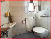 Gäste-WC im Erdgeschoss - 