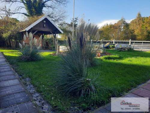 Blick ins Grüne - 5 Zimmer Mehrfamilienhaus, Wohnhaus in Großefehn