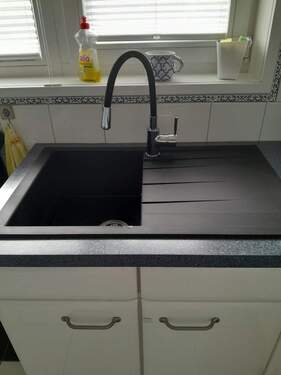 Nagelneue Spüle in der EBK - 