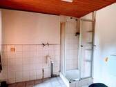 Hauswirtschaftsraum mit Dusche EG - 