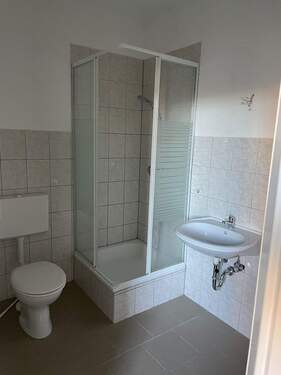 1. OG li 3.jpeg - Mehrfamilienhaus, Wohnhaus in Bernburg