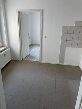 1. OG li 4.jpeg - Mehrfamilienhaus, Wohnhaus mit 263,00 m&sup2; in Bernburg zum Kaufen