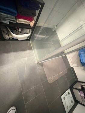 Bodentiefe Dusche mit GlasWand - 