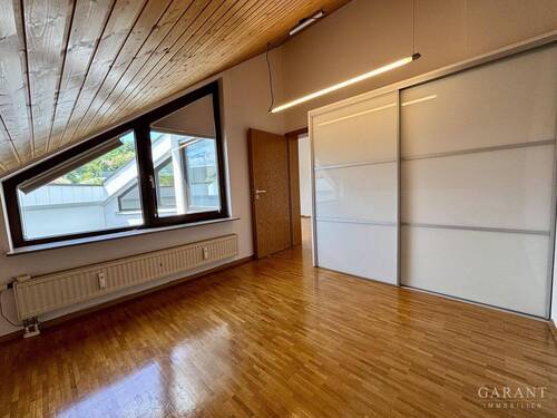 Schlafzimmer UG - 