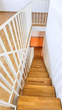 Treppe nach unten - 