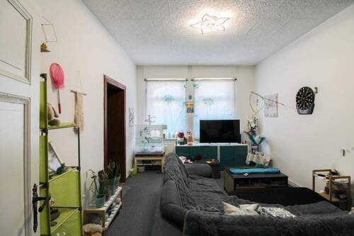 Wohnzimmer EG - 1 Zimmer Mehrfamilienhaus, Wohnhaus in Treuenbrietzen