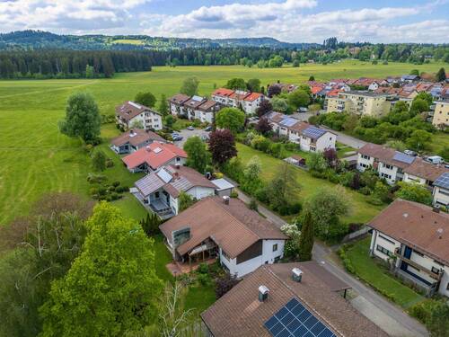 Hausansicht - Einfamilienhaus mit 217,00 m&sup2; in Isny im Allgäu zum Kaufen