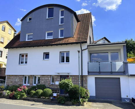 imposantes Haus - 439.000,00 EUR Kaufpreis, ca.  210,00 m² Wohnfläche