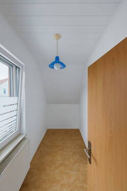 Kleinkind / Arbeitszimmer - 2 Zimmer Etagenwohnung in Nierstein