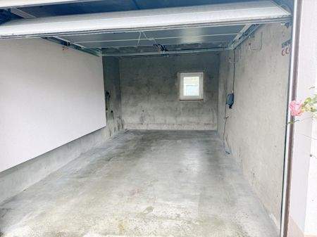 Garage - 