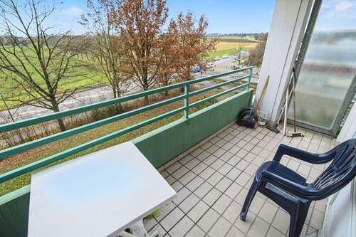 Balkon - 1 Zimmer Etagenwohnung zum Kaufen in Ostfildern