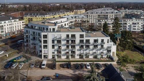 Hausansicht - Ankommen & wohlfühlen: Sonniges Dachgeschoss mit zwei Balkonen und zentraler Lage