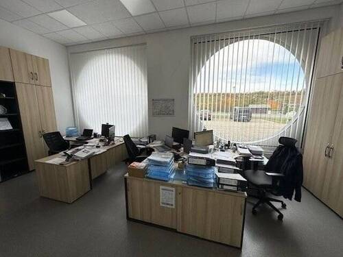 Büro 5.jpg - 