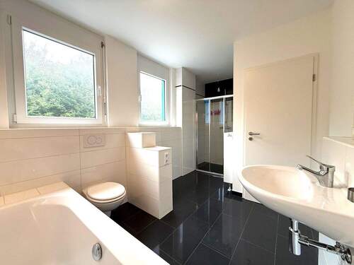 Badezimmer 1 - 