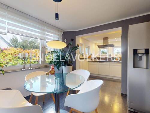 Wohnküche - 6 Zimmer Einfamilienhaus zum Kaufen in Krefeld