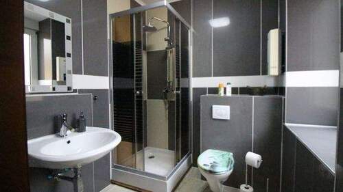 Pension Bad - Mehrfamilienhaus, Wohnhaus mit 151,70 m&sup2; in Giersleben zum Kaufen