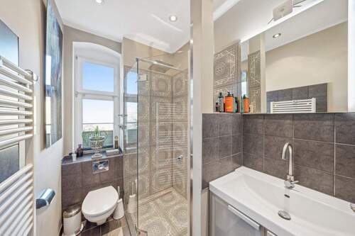 Modernisiertes Duschbad - 