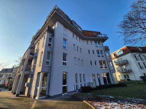 Gebäudeansicht - 3 Zimmer Etagenwohnung in Dresden