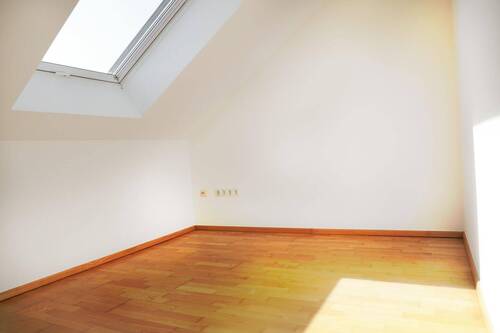 Zimmer 3 - 