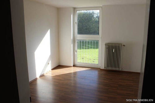 Bild 1 - Attraktive 3-Zimmer-Wohnung mit Balkon - provisionsfrei im Erdgeschoss von Lotte-Wersen