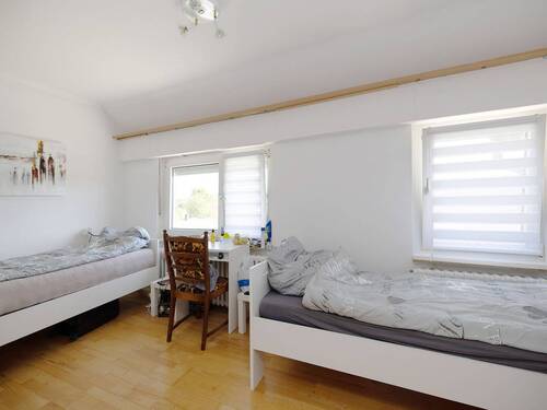 Zimmer II (OG) - 