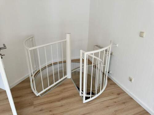 Treppe ins Souterrain.JPG - 